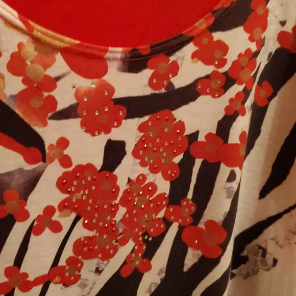 Serengeti 2X Cardigan Top With Built In Shirt Red Zebra Print Bling - Picture 4 of 12